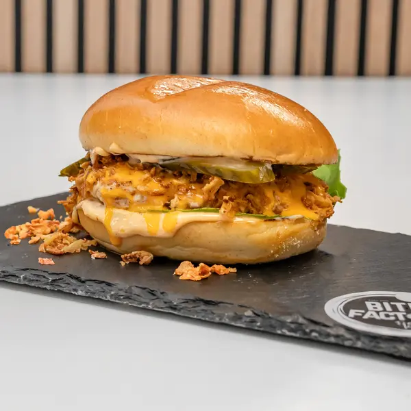 bite-factory - Smash Chicken Burger