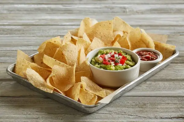 bjs-restaurant-brewhouse - Chips & Housemade Guacamole + Salsa