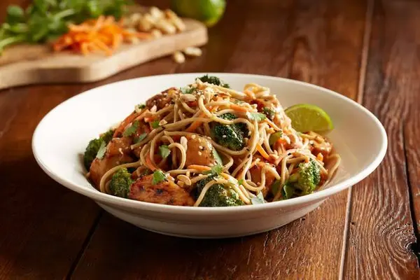 bjs-restaurant-brewhouse - Spicy Peanut Chicken With Soba Noodles