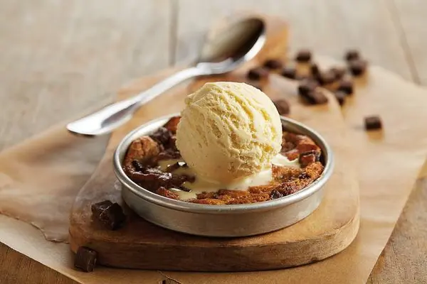 bjs-restaurant-brewhouse - Kids' Mini Pizookie®