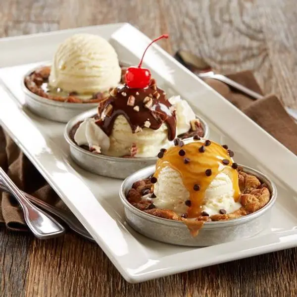 bjs-restaurant-brewhouse - Pizookie® Trio