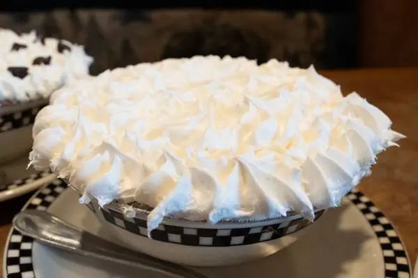 black-bear-diner - Banana Cream Pie