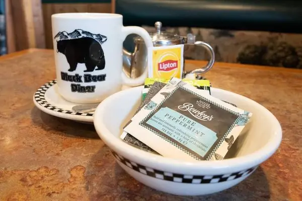 black-bear-diner - Hot Tea