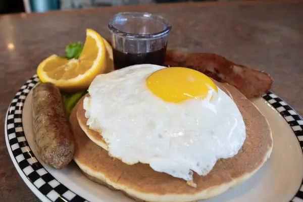 black-bear-diner - Cubs Mini Volcano