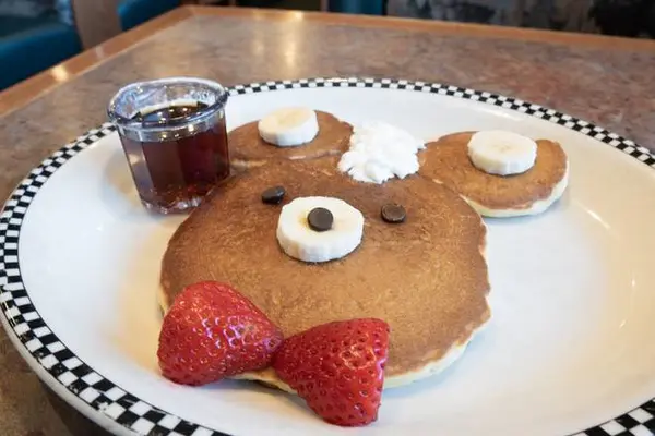 black-bear-diner - Happy Cub Cake