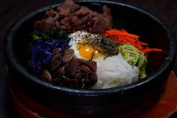 blue-house-korean-bbq - Stone pot bibimbap