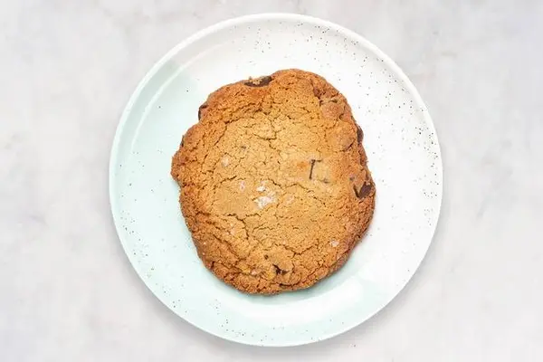 bluestone-lane-coffee - Chocolate Chip Cookie