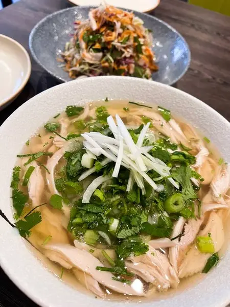 bodega-vietnamese-cuisine - Pho Ga