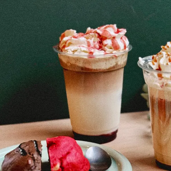 bolachuda - ICED LATTE MORANGO