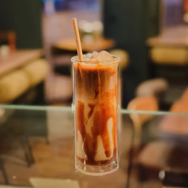 bolachuda - ICED LATTE CARAMELO