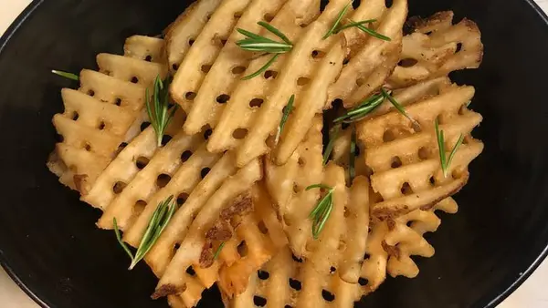 bottega - Waffle Fries