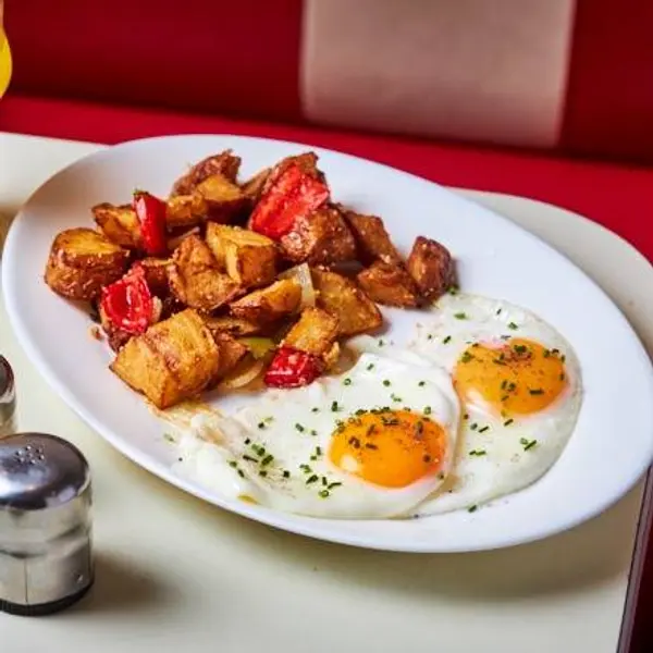 breakfast-in-america-marais - Eggs any Style + side