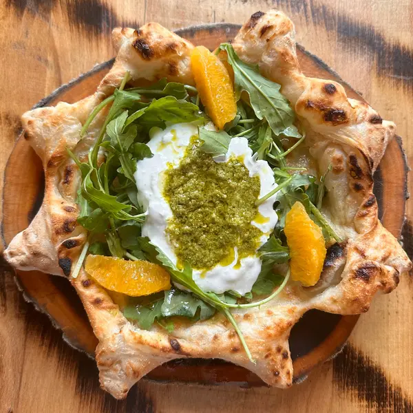 broadway-caffe - Burrata pesto et Focaccia chaude