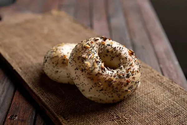 brooklyn-bagel-bakery - Onion Bagel