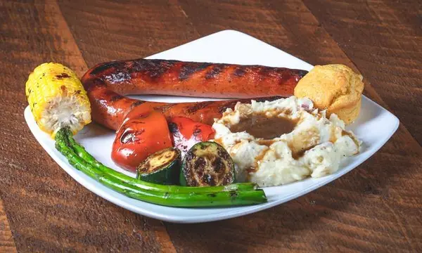 buckhorn-bbq-grill - Smoked Sausage Platter