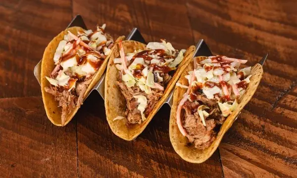 buckhorn-bbq-grill - Pulled Pork Tacos