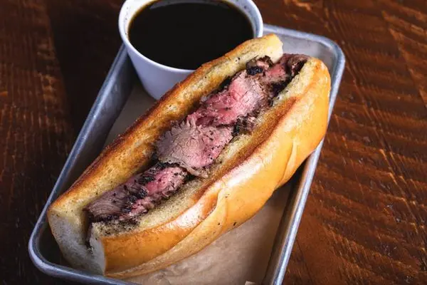 buckhorn-bbq-grill - Tri Tip Buck Sandwich