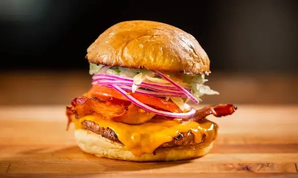 buckhorn-bbq-grill - Bacon Cheddar Burger