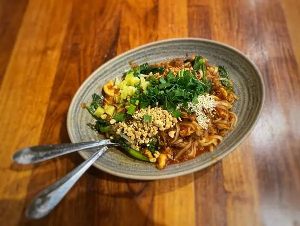 burma-superstar - Shan Noodles-CHICKEN