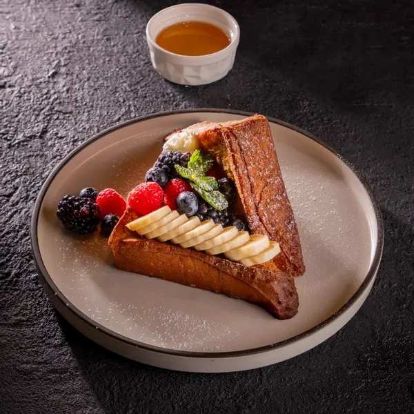 caf-cafe-sharjah - Classic French Toast