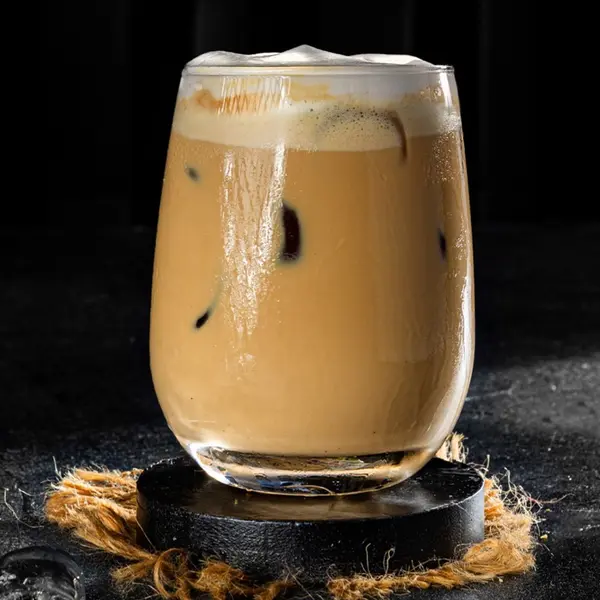 caf-cafe - Iced Vanilla Latte