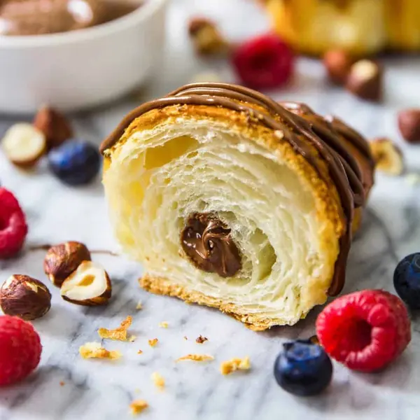 caf-cafe - Nutella Croissant