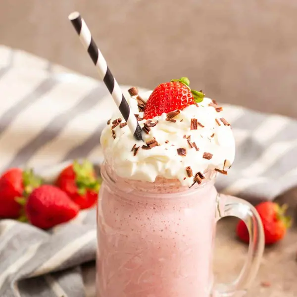 cafe-chai-tapri - STRAWBERRY MILK SHAKE