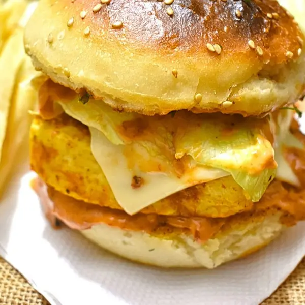 cafe-chai-tapri - PANEER BURGER