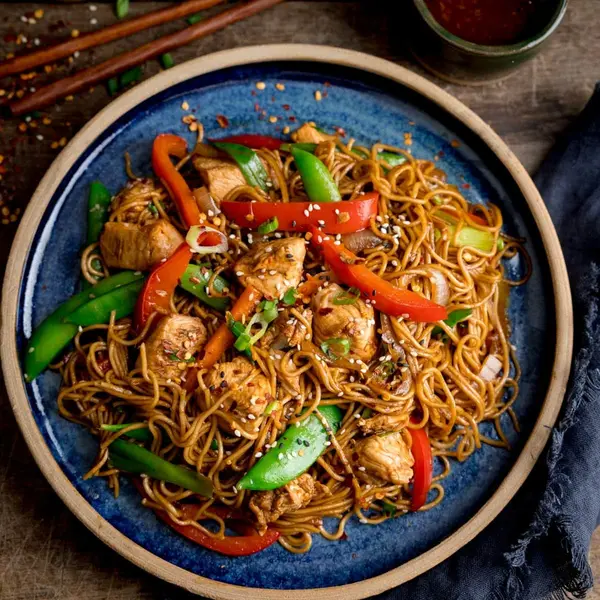 cafe-chai-tapri - CHICKEN NOODLES