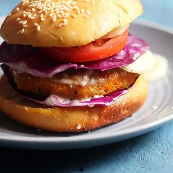 cafe-chai-tapri - TIKKI BURGER