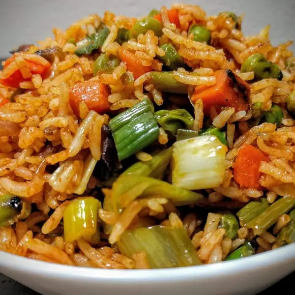 cafe-chai-tapri - VEG FRIED RICE