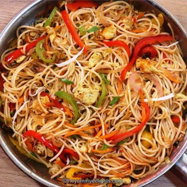 cafe-chai-tapri - MIX NON VEG NOODLES