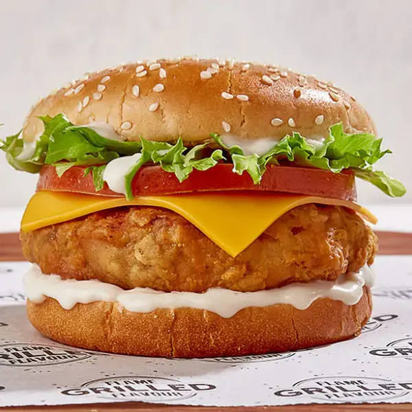 cafe-chai-tapri - CHICKEN CHEESE BURGER