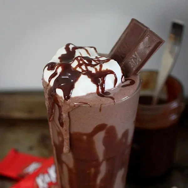 cafe-chai-tapri - KITKAT MILK SHAKE