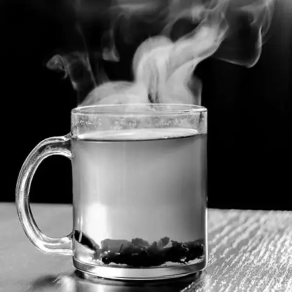 cafe-chai-tapri - HOT WATER