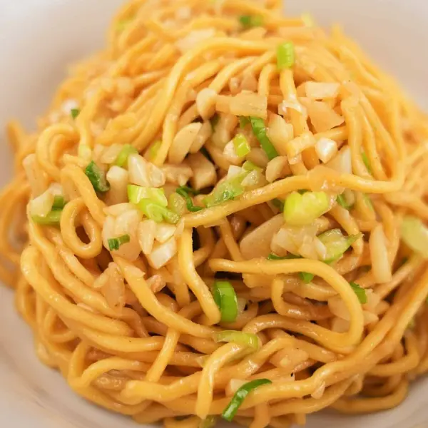 cafe-chai-tapri - GARLIC NOODLES