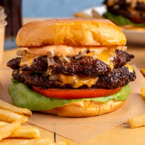 cafe-copenhagen - Smashed Beef Burger