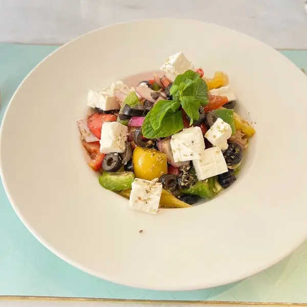 cafe-glace - سلطة يونانية