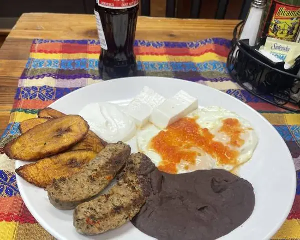 cafe-guatemalteco - Breakfast with Longaniza