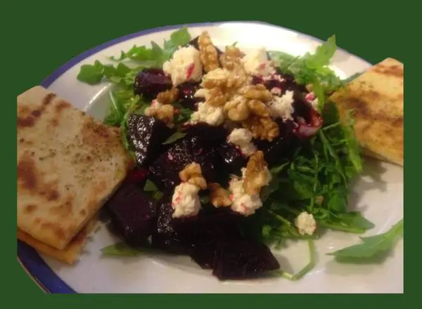 cafe-la-boheme - Beet Salad w/ Pita Bread