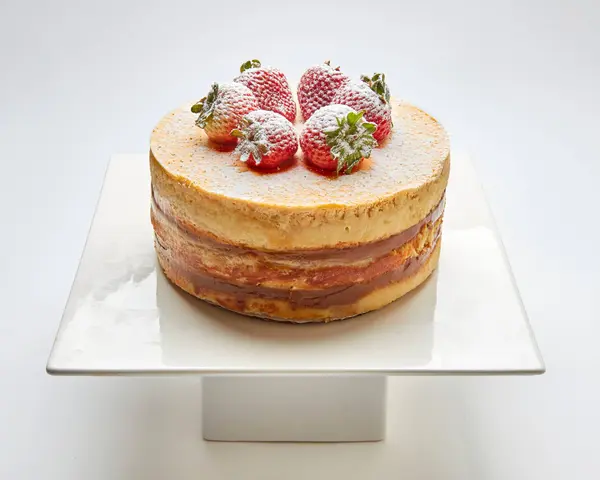 cafe-madeleine - Dulce de Leche Cake