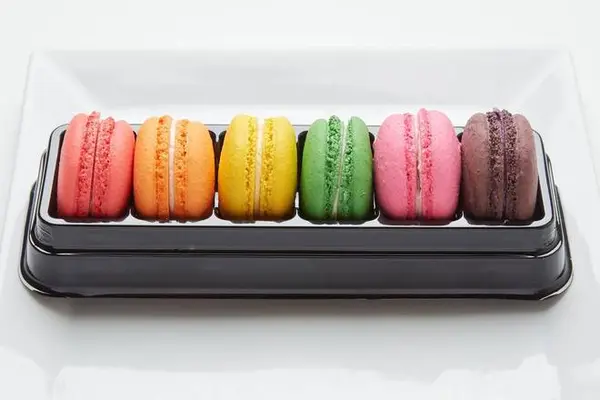 cafe-madeleine - French Macarons