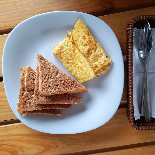 cafe-stone - Toast Bread with Omelet