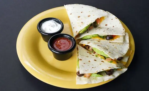 cafe-yumm - Deluxe Quesadilla