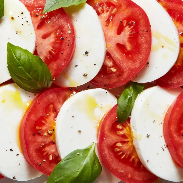 caffe-poliziano - Caprese con mozzarella di bufala (D) pv
