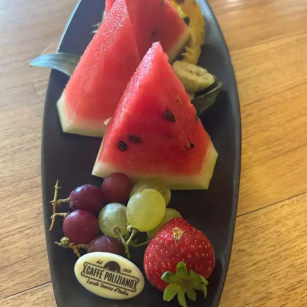 caffe-poliziano - Barca di frutta fresca
