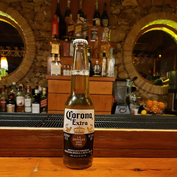 caffe-wine-bar - Corona