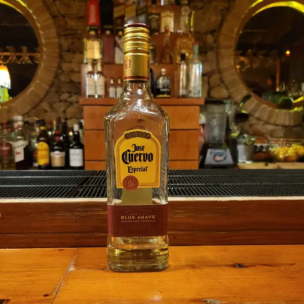 caffe-wine-bar - Tequila Yellow