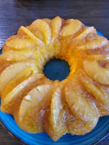 caribbean-fire-grill - Pineapple Cake