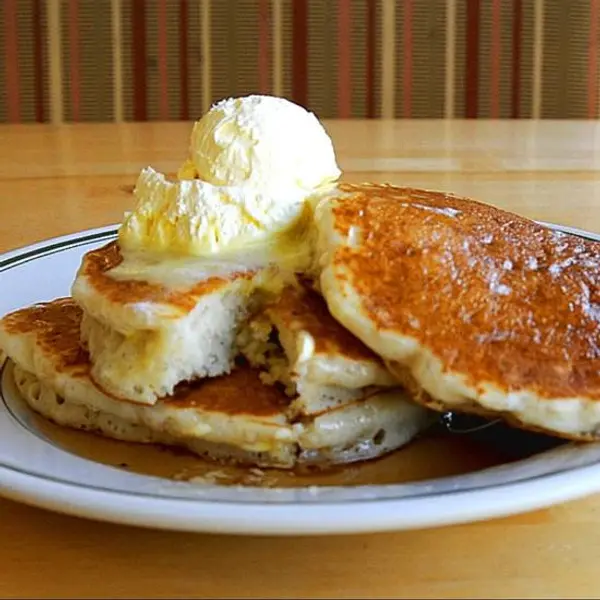 carols-restaurant - Buttermilk Pancake Combo